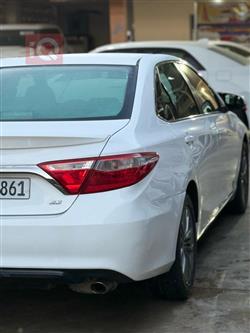 تۆیۆتا کامری